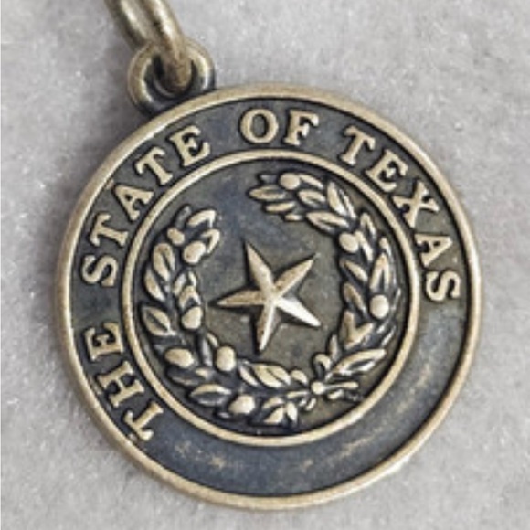 James Avery State Seal of Texas Charm & James Avery 20” Chain - Picture 2 of 5